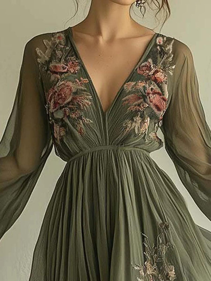 Laurelle™ chiffon dress bodice, V-neck with rose floral embroidery and gathered waist