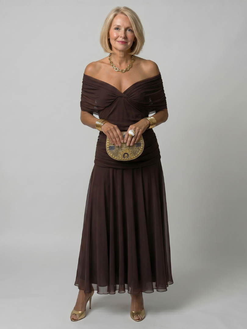 Off-shoulder flow midi dress in dark brown, ruched neckline and flowing pleated skirt