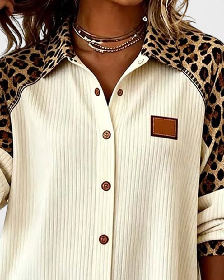 Women's button-down shirt, leopard-print collar and front with brown buttons and chest patch