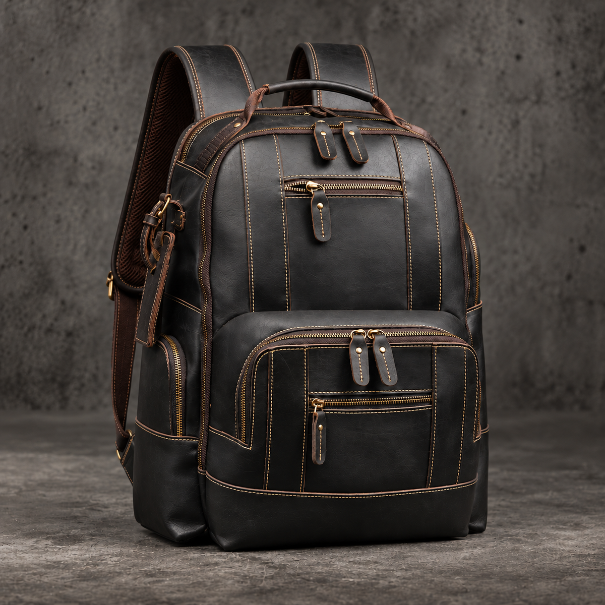 VINTAGE LEATHER BACKPACK