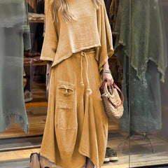 Sabrina set in beige: long-sleeve tunic with wide neckline and maxi skirt with pockets