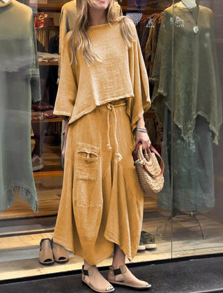 Sabrina set in beige: long-sleeve tunic with wide neckline and maxi skirt with pockets