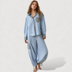 Relaxed pyjama set in blue: full set with button shirt and loose matching drawstring pants