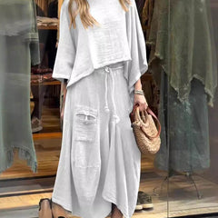 Sabrina set in white: flowing long-sleeve tunic with wide neckline and maxi skirt with pockets