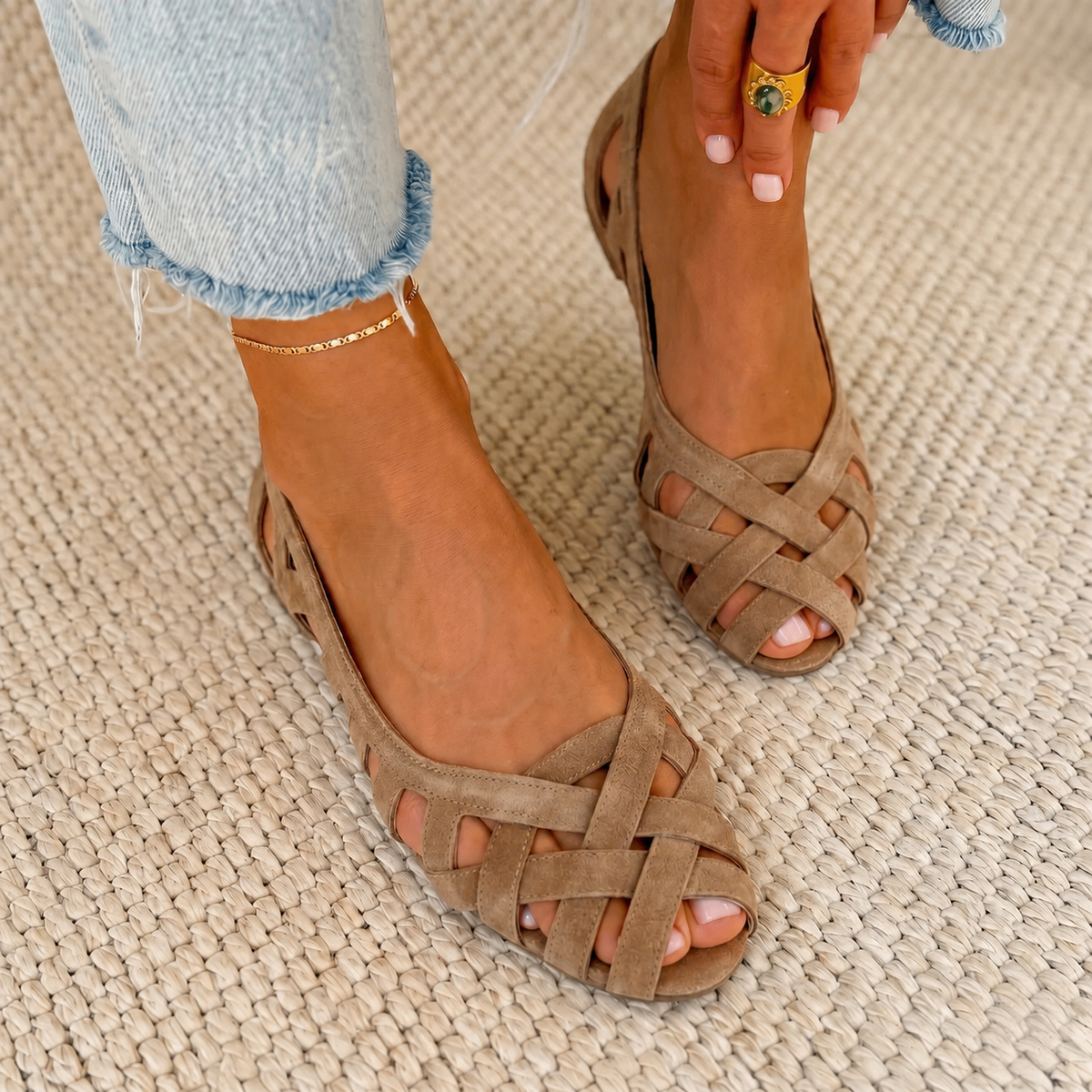 Beige strappy comfort sandals with crisscross upper and open toe