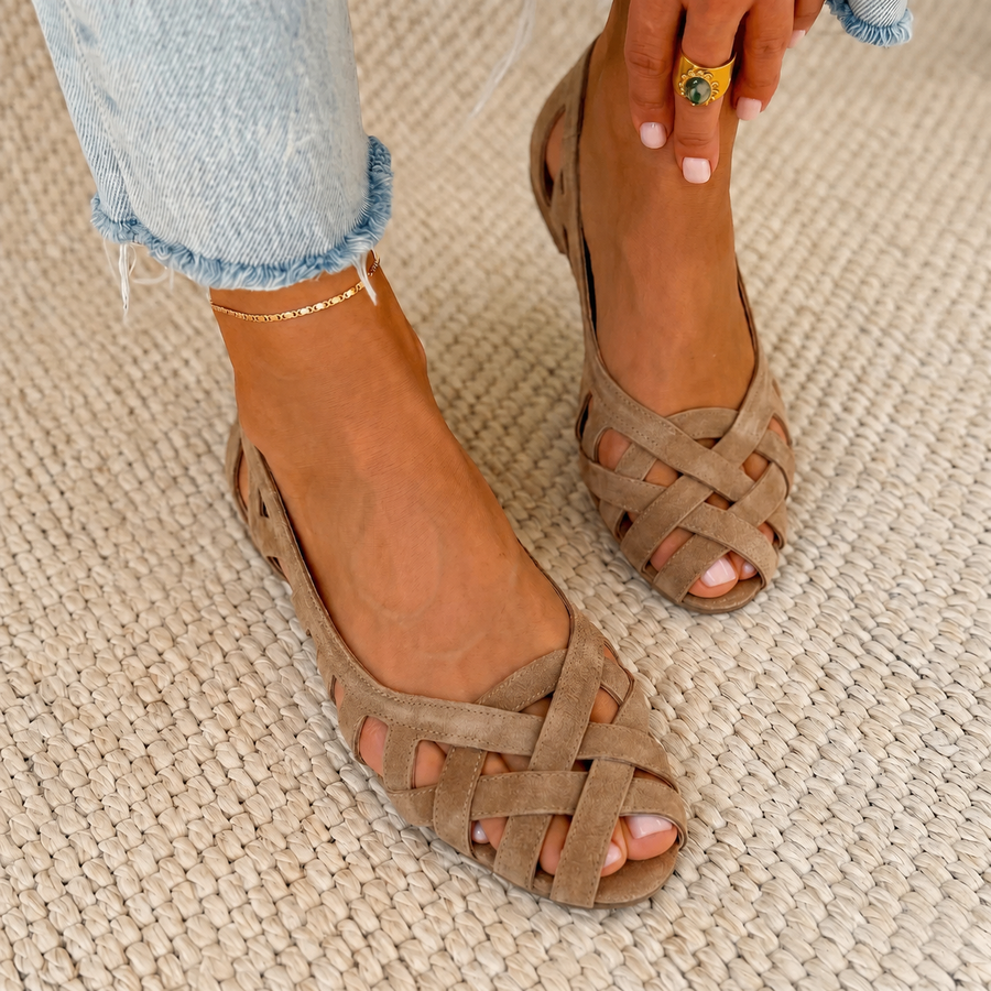 Beige strappy comfort sandals with crisscross upper and open toe