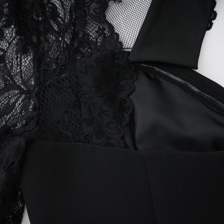 Black lace panel bodice with scalloped lace trim