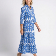 Blue chain-pattern three-quarter sleeve midi dress with smocked waist