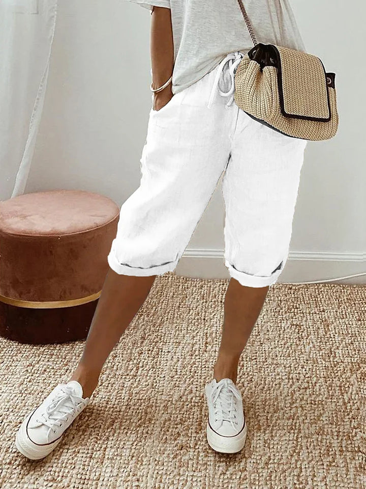 Comfort shorts with drawstring waist and cuffed hems, white