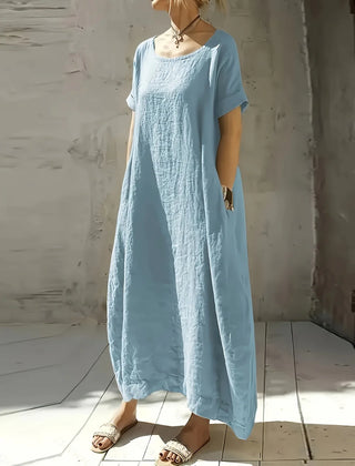 Light blue casual maxi dress with short sleeves and round neckline, airy long silhouette