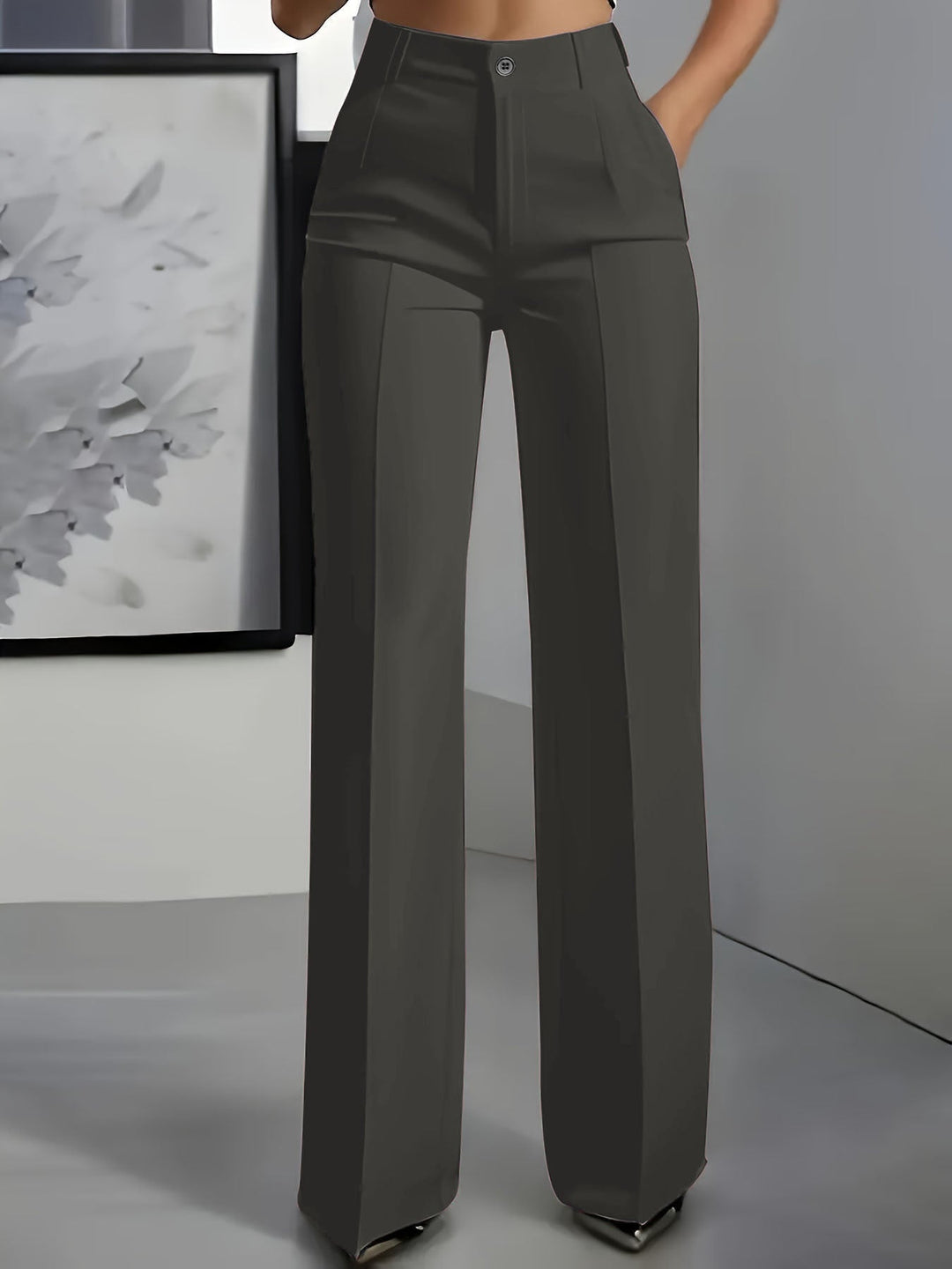 High-waisted straight-leg trousers in dark gray, button closure, straight legs.