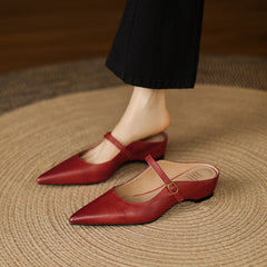 Maroon leather mules, pointed toe and slingback strap with round buckle, low heel