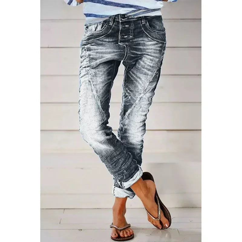 Stretch jeans in grey wash denim, contrast seams, slim tapered fit