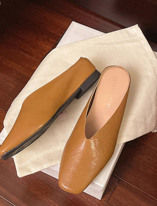 Lyra mules in tan/brown leather-look with square-toe and low block heel