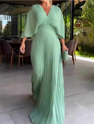 Mint green ribbed V-neck maxi dress with gathered waist and 3/4 sleeves