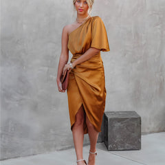 One-shoulder satin silk party dress in gold with side slit and gathered waist