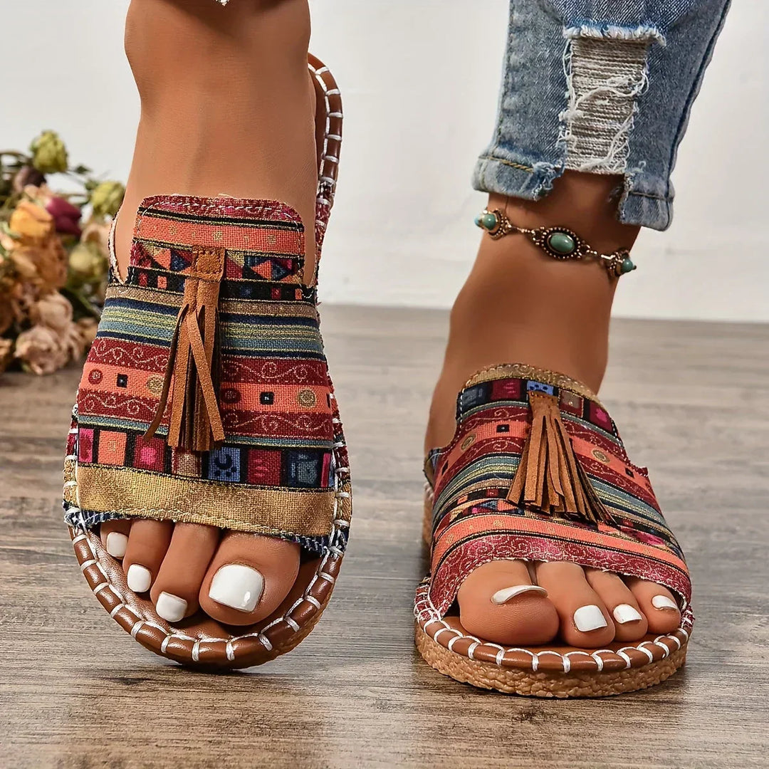 Casual orthopedic sandals with red woven patchwork upper and braided sole trim