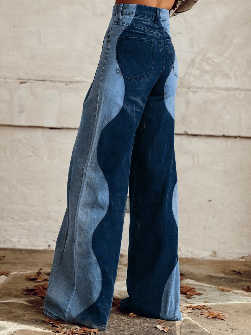 Sole boho vintage jeans, side view with back pocket and patchwork wide legs