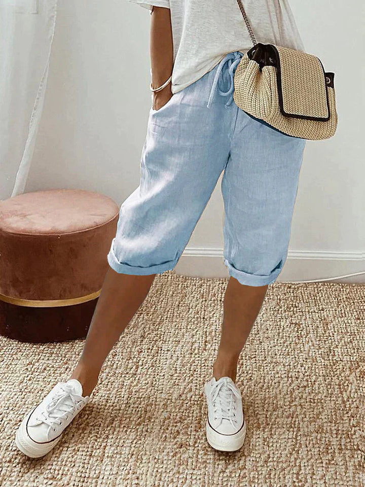 Comfort shorts with drawstring waist and cuffed hems, light blue